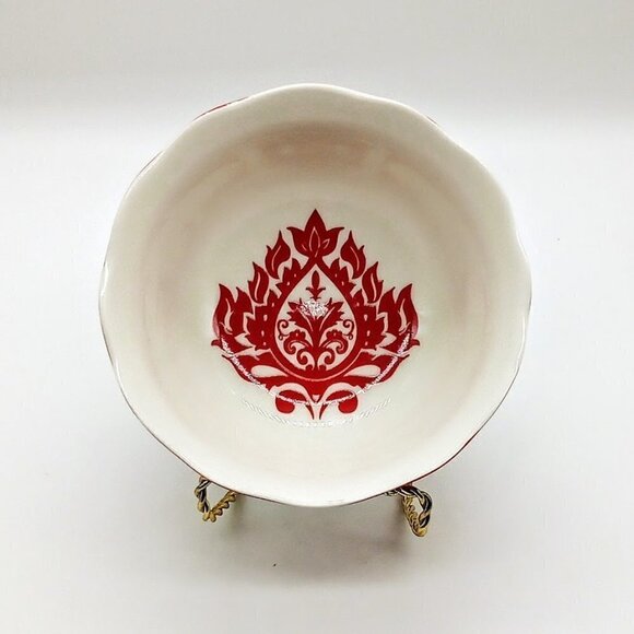 222 Fifth Muse Scallop Rim Porcelain China Bowl - Picture 3 of 5